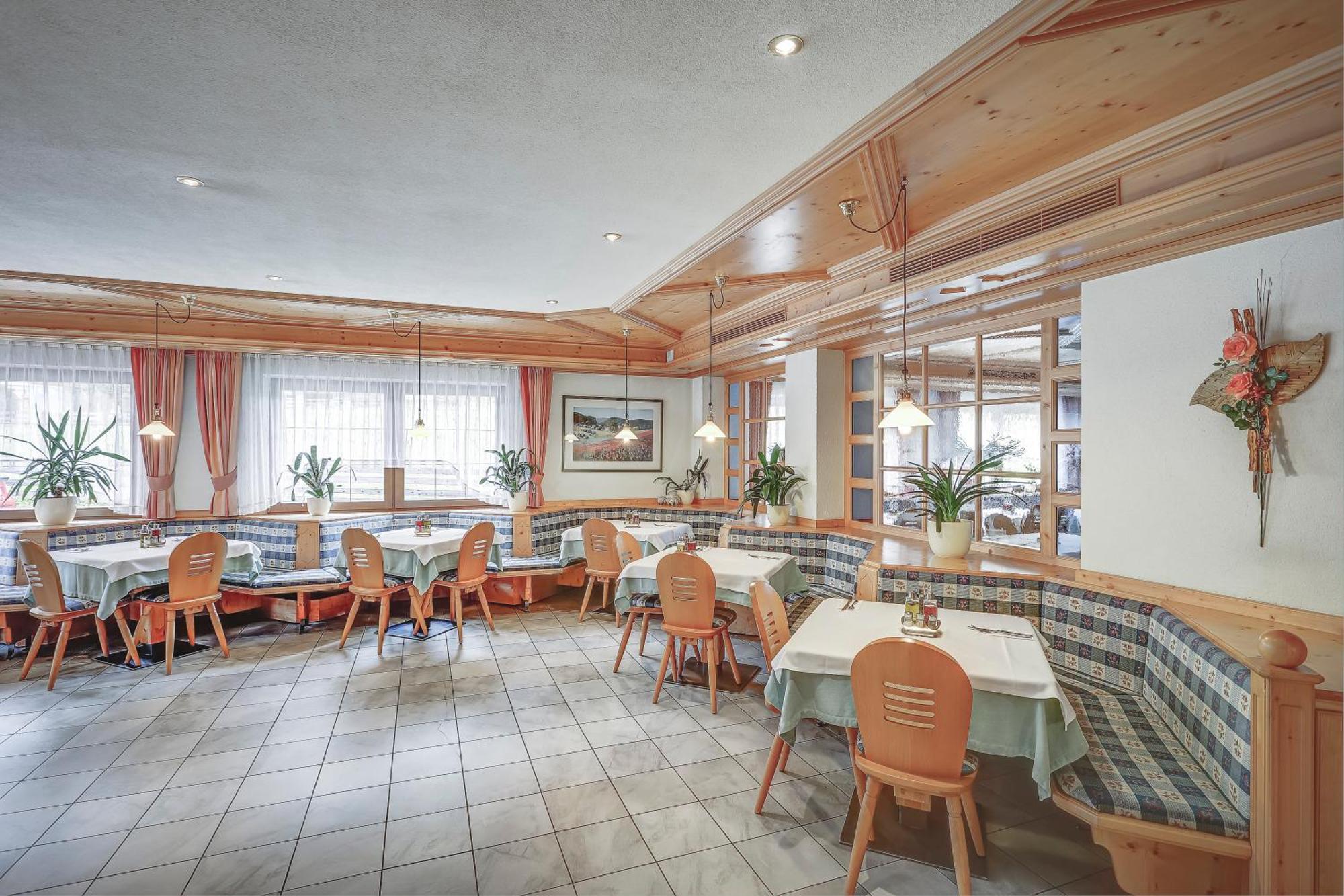 Ahrner Wirt Apartments Ahrntal ภายนอก รูปภาพ