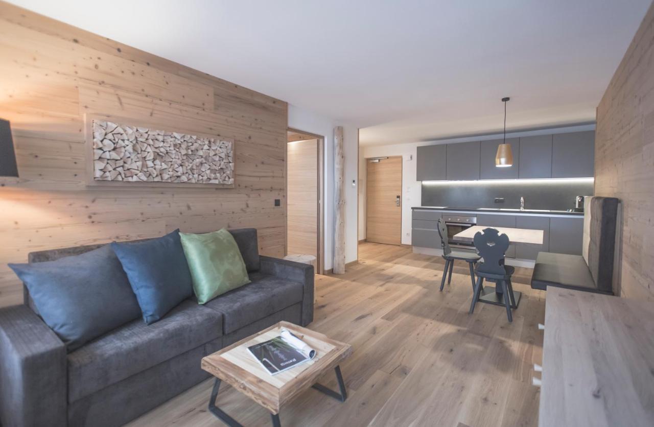 Ahrner Wirt Apartments Ahrntal ภายนอก รูปภาพ
