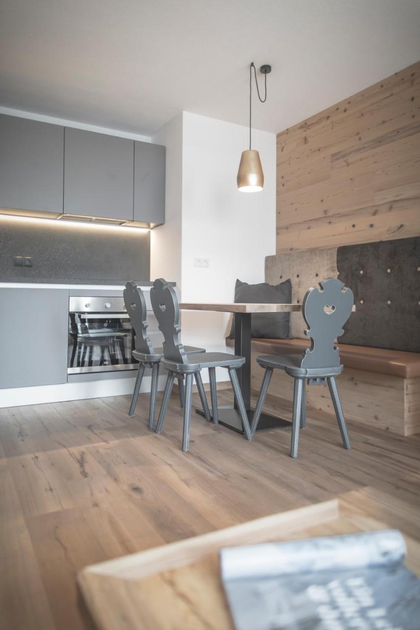 Ahrner Wirt Apartments Ahrntal ภายนอก รูปภาพ