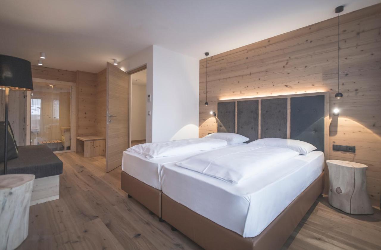 Ahrner Wirt Apartments Ahrntal ภายนอก รูปภาพ